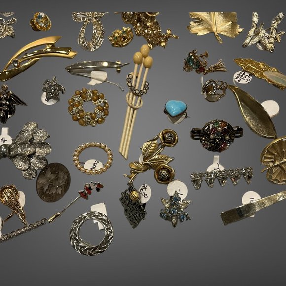 Huge Lot Vintage Brooches Pins Womens Jewelry - Picture 4 of 14